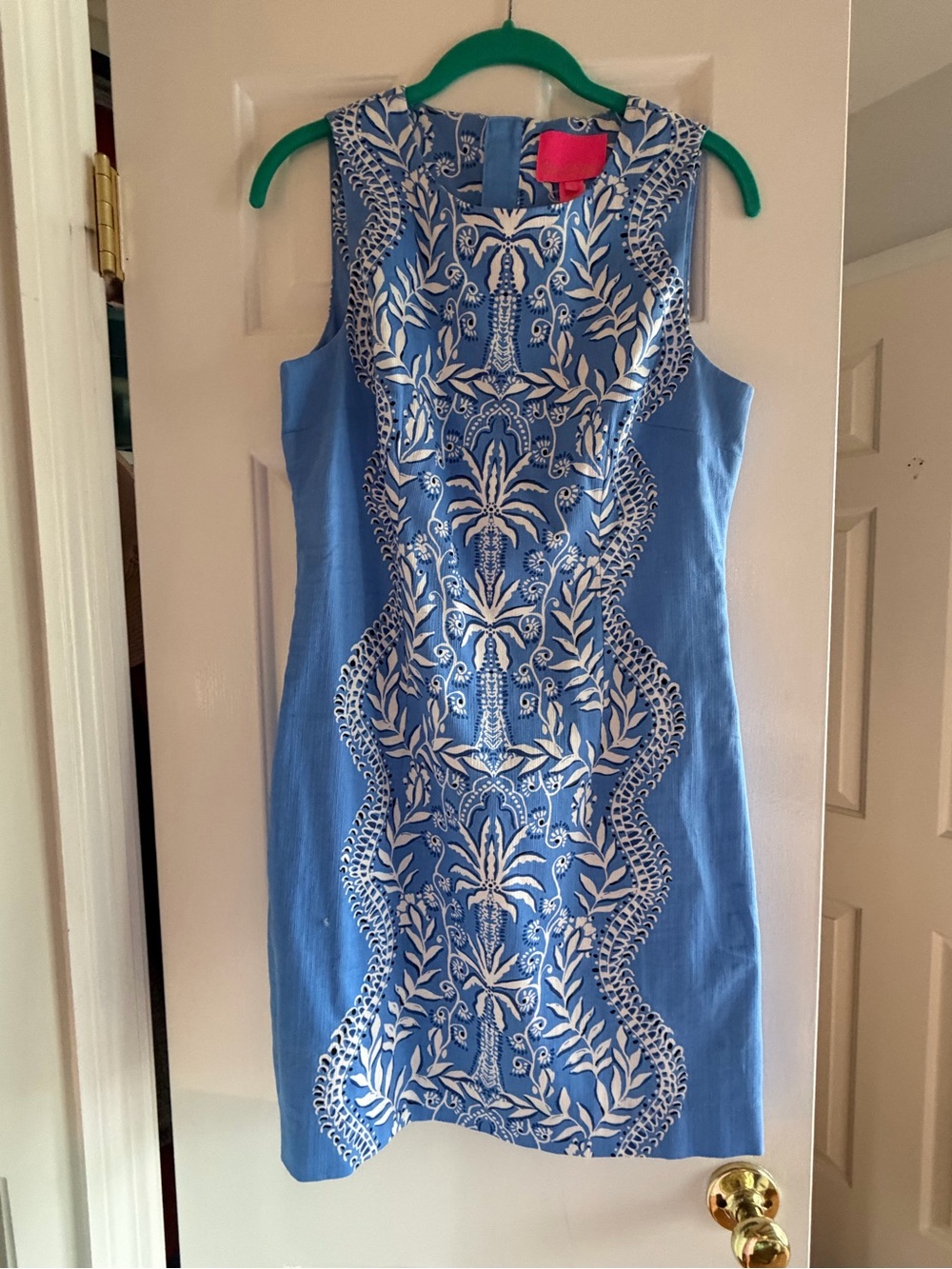 Lilly Pulitzer Blue and White Sleeveless Embroidered Shift Dress